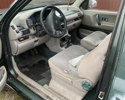 Зелений Ленд Ровер Freelander, об'ємом двигуна 1.8 л та пробігом 200 тис. км за 1100 $, фото 3 на Automoto.ua