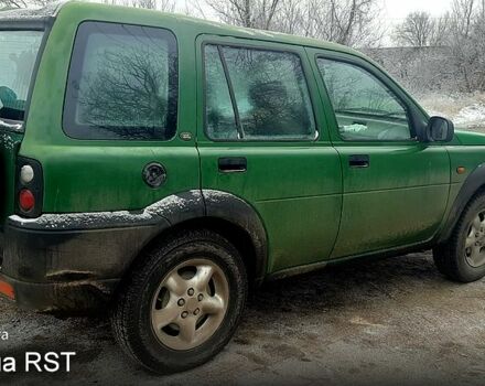Зелений Ленд Ровер Freelander, об'ємом двигуна 20 л та пробігом 333 тис. км за 3200 $, фото 4 на Automoto.ua