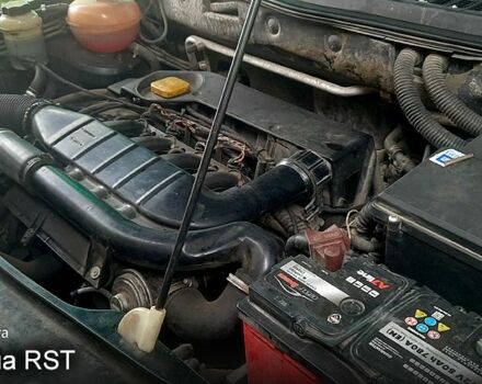 Зелений Ленд Ровер Freelander, об'ємом двигуна 20 л та пробігом 333 тис. км за 3200 $, фото 8 на Automoto.ua