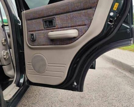 Зелений Ленд Ровер Freelander, об'ємом двигуна 1.95 л та пробігом 260 тис. км за 5800 $, фото 12 на Automoto.ua