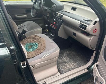 Зелений Ленд Ровер Freelander, об'ємом двигуна 2.2 л та пробігом 300 тис. км за 3700 $, фото 6 на Automoto.ua
