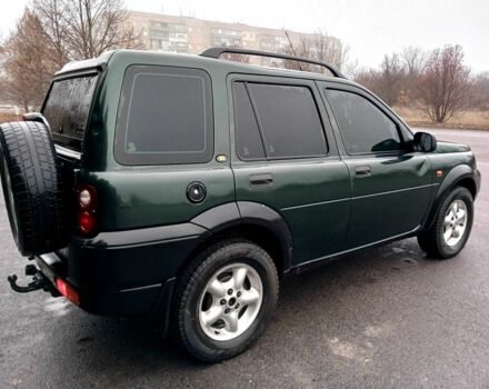 Зеленый Ленд Ровер Фрилендер, объемом двигателя 2 л и пробегом 277 тыс. км за 2950 $, фото 3 на Automoto.ua