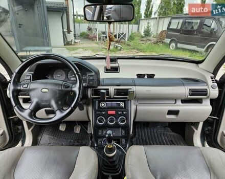 Зелений Ленд Ровер Freelander, об'ємом двигуна 1.8 л та пробігом 280 тис. км за 6200 $, фото 7 на Automoto.ua