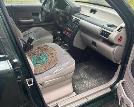 Зеленый Ленд Ровер Фрилендер, объемом двигателя 2 л и пробегом 270 тыс. км за 4000 $, фото 2 на Automoto.ua