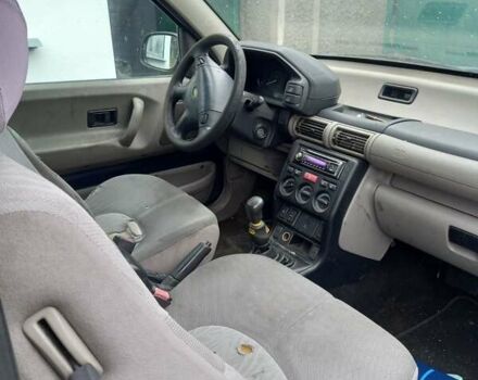 Зеленый Ленд Ровер Фрилендер, объемом двигателя 2 л и пробегом 290 тыс. км за 3224 $, фото 8 на Automoto.ua