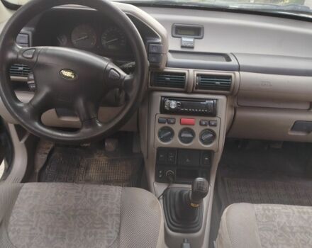 Зелений Ленд Ровер Freelander, об'ємом двигуна 2 л та пробігом 370 тис. км за 2402 $, фото 3 на Automoto.ua