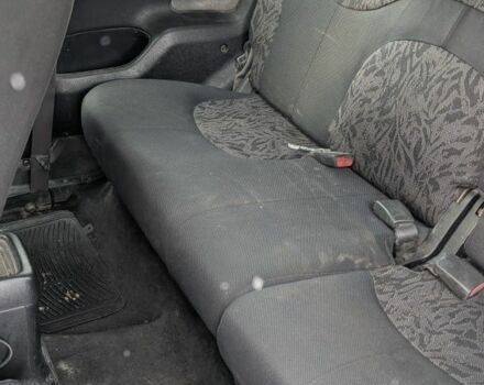 Зеленый Ленд Ровер Фрилендер, объемом двигателя 2 л и пробегом 375 тыс. км за 2370 $, фото 2 на Automoto.ua