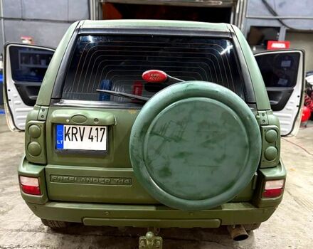 Зеленый Ленд Ровер Фрилендер, объемом двигателя 2 л и пробегом 291 тыс. км за 2650 $, фото 6 на Automoto.ua