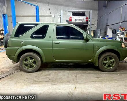 Зелений Ленд Ровер Freelander, об'ємом двигуна 2 л та пробігом 291 тис. км за 2650 $, фото 3 на Automoto.ua