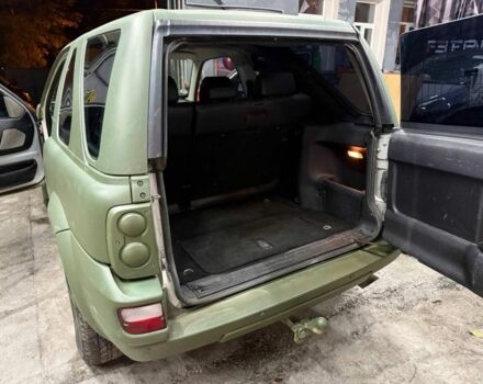 Зеленый Ленд Ровер Фрилендер, объемом двигателя 2 л и пробегом 291 тыс. км за 3000 $, фото 7 на Automoto.ua