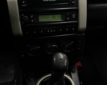 Зеленый Ленд Ровер Фрилендер, объемом двигателя 2 л и пробегом 291 тыс. км за 2550 $, фото 2 на Automoto.ua