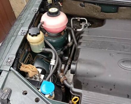 Зеленый Ленд Ровер Фрилендер, объемом двигателя 2.5 л и пробегом 234 тыс. км за 7000 $, фото 4 на Automoto.ua