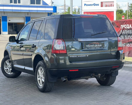 Зелений Ленд Ровер Freelander, об'ємом двигуна 2.18 л та пробігом 342 тис. км за 8700 $, фото 6 на Automoto.ua