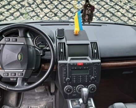 Зеленый Ленд Ровер Фрилендер, объемом двигателя 0 л и пробегом 304 тыс. км за 6000 $, фото 3 на Automoto.ua