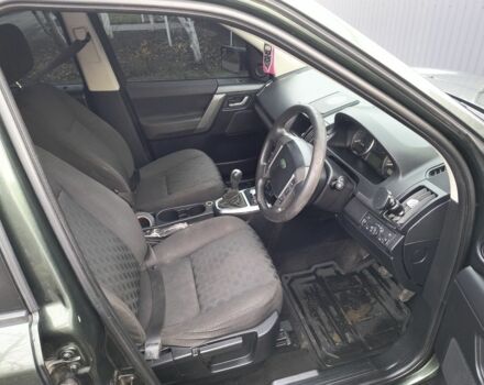 Зеленый Ленд Ровер Фрилендер, объемом двигателя 2 л и пробегом 180 тыс. км за 5000 $, фото 5 на Automoto.ua