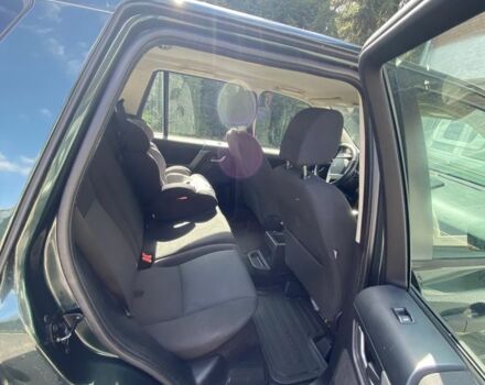 Ленд Ровер Freelander 2010 у Чернівцях на Automoto.ua Зелений Ленд Ровер Freelander, об'ємом двигуна 2.2 л та пробігом 260 тис. км за 12000 $, фото 5 на Automoto.ua