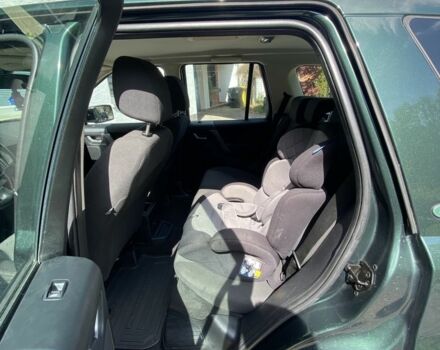 Ленд Ровер Freelander 2010 у Чернівцях на Automoto.ua Зелений Ленд Ровер Freelander, об'ємом двигуна 2.2 л та пробігом 260 тис. км за 12000 $, фото 7 на Automoto.ua