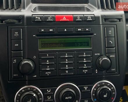 Зелений Ленд Ровер Freelander, об'ємом двигуна 2.18 л та пробігом 230 тис. км за 13600 $, фото 12 на Automoto.ua