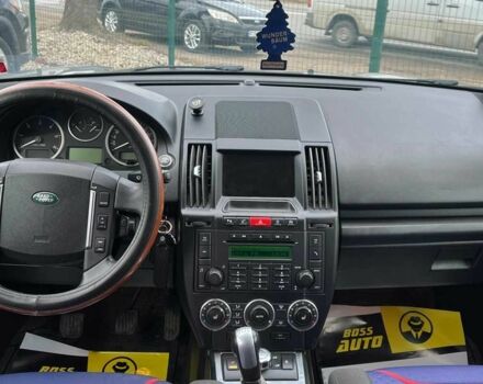 Зеленый Ленд Ровер Фрилендер, объемом двигателя 2.2 л и пробегом 230 тыс. км за 13600 $, фото 9 на Automoto.ua