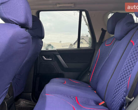 Зелений Ленд Ровер Freelander, об'ємом двигуна 2.18 л та пробігом 230 тис. км за 13600 $, фото 17 на Automoto.ua