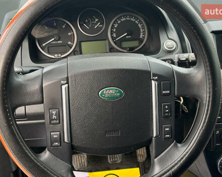 Зелений Ленд Ровер Freelander, об'ємом двигуна 2.18 л та пробігом 230 тис. км за 13600 $, фото 10 на Automoto.ua