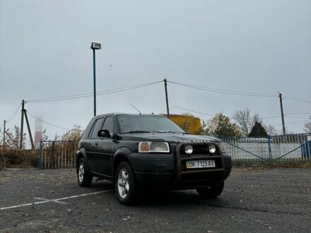 Зеленый Ленд Ровер Фрилендер, объемом двигателя 2 л и пробегом 888 тыс. км за 2200 $, фото 1 на Automoto.ua
