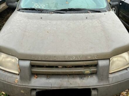 Зелений Ленд Ровер Freelander, об'ємом двигуна 2 л та пробігом 250 тис. км за 1300 $, фото 1 на Automoto.ua