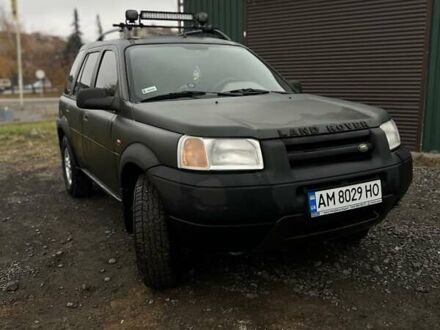 Ленд Ровер Фрилендер 1998 в Краматорске на Automoto.ua Зеленый Ленд Ровер Фрилендер, объемом двигателя 0 л и пробегом 300 тыс. км за 5500 $, фото 1 на Automoto.ua