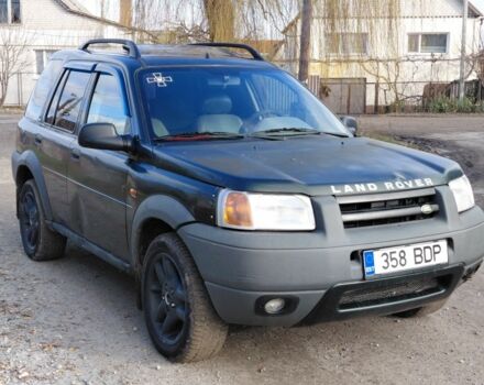 Зеленый Ленд Ровер Фрилендер, объемом двигателя 2 л и пробегом 300 тыс. км за 2750 $, фото 1 на Automoto.ua