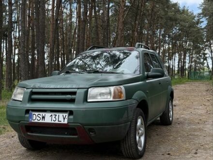 Зелений Ленд Ровер Freelander, об'ємом двигуна 2 л та пробігом 325 тис. км за 1537 $, фото 1 на Automoto.ua
