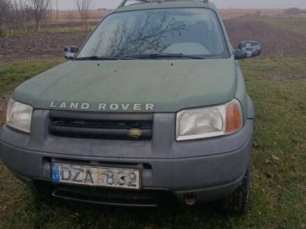 Зеленый Ленд Ровер Фрилендер, объемом двигателя 1.8 л и пробегом 300 тыс. км за 4200 $, фото 1 на Automoto.ua