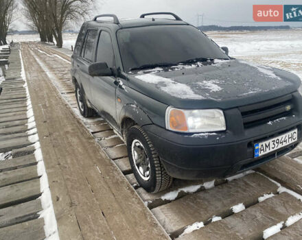 Зеленый Ленд Ровер Фрилендер, объемом двигателя 1.99 л и пробегом 300 тыс. км за 4250 $, фото 1 на Automoto.ua