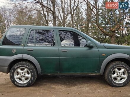Зелений Ленд Ровер Freelander, об'ємом двигуна 2 л та пробігом 300 тис. км за 2200 $, фото 1 на Automoto.ua