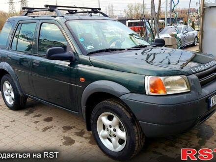 Зелений Ленд Ровер Freelander, об'ємом двигуна 2 л та пробігом 366 тис. км за 3800 $, фото 1 на Automoto.ua
