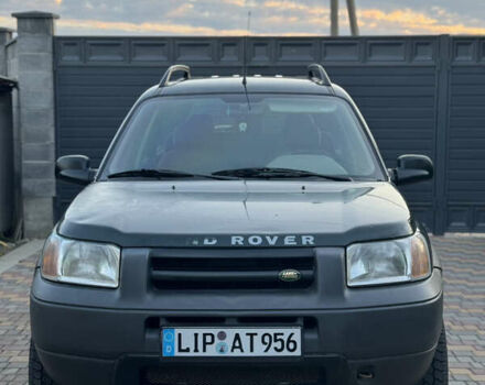 Зелений Ленд Ровер Freelander, об'ємом двигуна 2 л та пробігом 300 тис. км за 3000 $, фото 1 на Automoto.ua