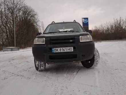 Зеленый Ленд Ровер Фрилендер, объемом двигателя 1.95 л и пробегом 220 тыс. км за 3200 $, фото 1 на Automoto.ua