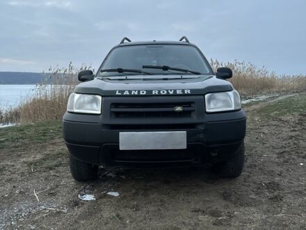 Зелений Ленд Ровер Freelander, об'ємом двигуна 2 л та пробігом 321 тис. км за 2550 $, фото 1 на Automoto.ua