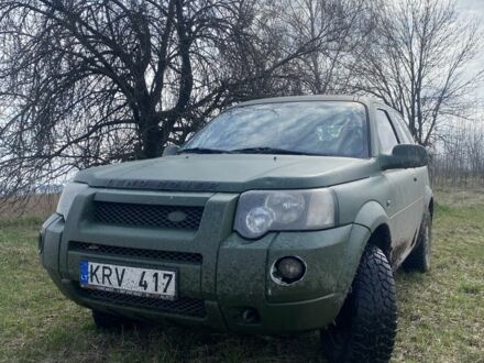 Зеленый Ленд Ровер Фрилендер, объемом двигателя 2 л и пробегом 300 тыс. км за 3000 $, фото 1 на Automoto.ua