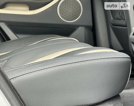 Белый Ленд Ровер Рендж Ровер Эвок, объемом двигателя 2.2 л и пробегом 40 тыс. км за 22500 $, фото 85 на Automoto.ua