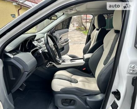 Белый Ленд Ровер Рендж Ровер Эвок, объемом двигателя 2.2 л и пробегом 40 тыс. км за 19900 $, фото 16 на Automoto.ua