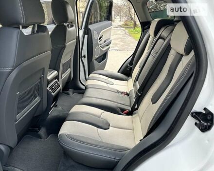 Белый Ленд Ровер Рендж Ровер Эвок, объемом двигателя 2.2 л и пробегом 40 тыс. км за 22500 $, фото 28 на Automoto.ua