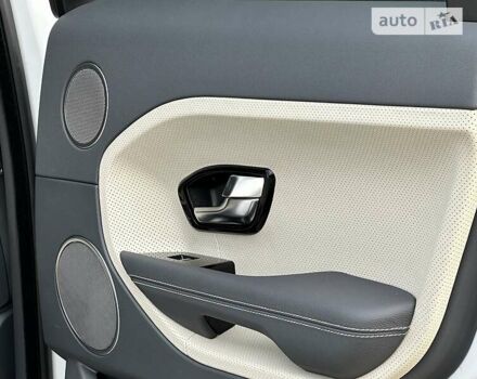 Белый Ленд Ровер Рендж Ровер Эвок, объемом двигателя 2.2 л и пробегом 40 тыс. км за 19900 $, фото 64 на Automoto.ua