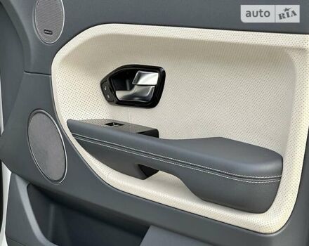 Белый Ленд Ровер Рендж Ровер Эвок, объемом двигателя 2.2 л и пробегом 40 тыс. км за 29999 $, фото 84 на Automoto.ua