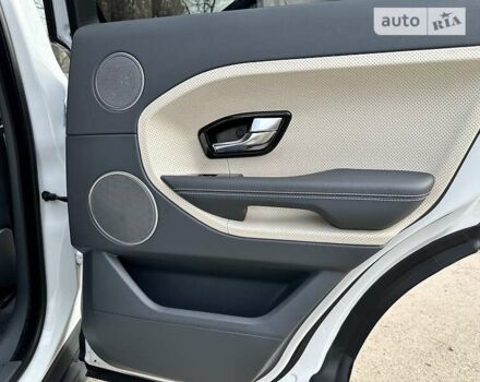 Белый Ленд Ровер Рендж Ровер Эвок, объемом двигателя 2.2 л и пробегом 40 тыс. км за 29999 $, фото 49 на Automoto.ua