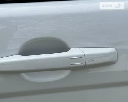 Белый Ленд Ровер Рендж Ровер Эвок, объемом двигателя 2.2 л и пробегом 40 тыс. км за 29999 $, фото 9 на Automoto.ua