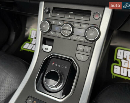 Ленд Ровер Рендж Ровер Эвок 2017 в Киеве на Automoto.ua Белый Ленд Ровер Рендж Ровер Эвок, объемом двигателя 2 л и пробегом 110 тыс. км за 29999 $, фото 18 на Automoto.ua