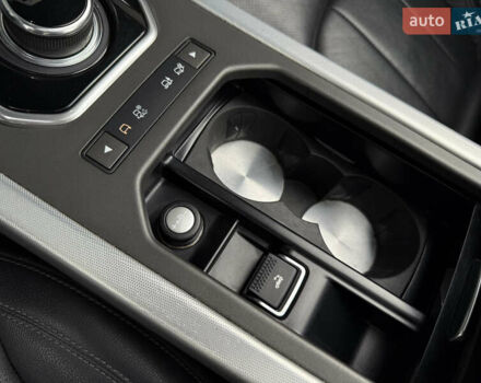 Ленд Ровер Рендж Ровер Эвок 2017 в Киеве на Automoto.ua Белый Ленд Ровер Рендж Ровер Эвок, объемом двигателя 2 л и пробегом 110 тыс. км за 29999 $, фото 20 на Automoto.ua