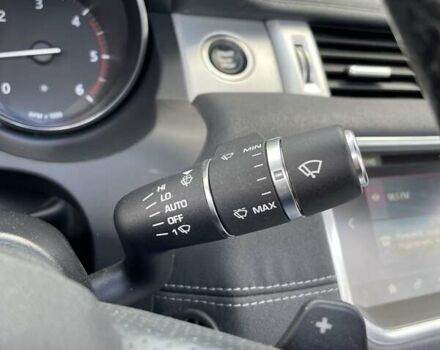 Белый Ленд Ровер Рендж Ровер Эвок, объемом двигателя 2 л и пробегом 110 тыс. км за 31500 $, фото 47 на Automoto.ua