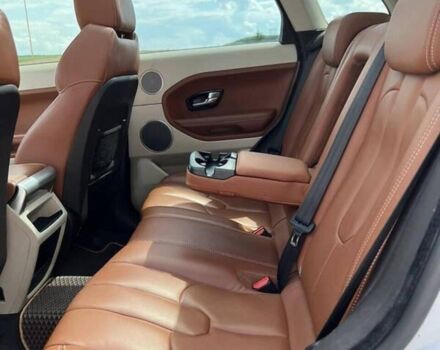 Белый Ленд Ровер Рендж Ровер Эвок, объемом двигателя 2.18 л и пробегом 0 тыс. км за 17900 $, фото 5 на Automoto.ua