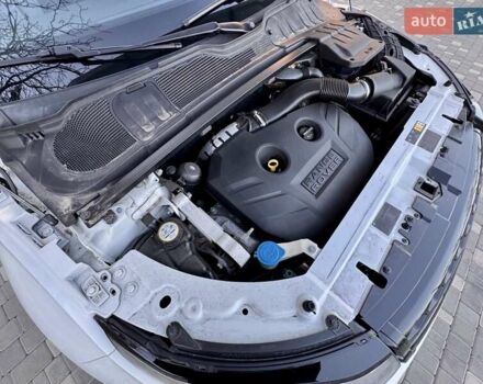 Белый Ленд Ровер Рендж Ровер Эвок, объемом двигателя 2 л и пробегом 168 тыс. км за 17800 $, фото 5 на Automoto.ua